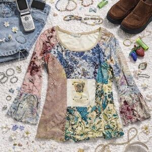 Lee Andersen 90s Y2K Boho Patchwork Bell Sleeve Artsy Eclectic Top Women’s Small